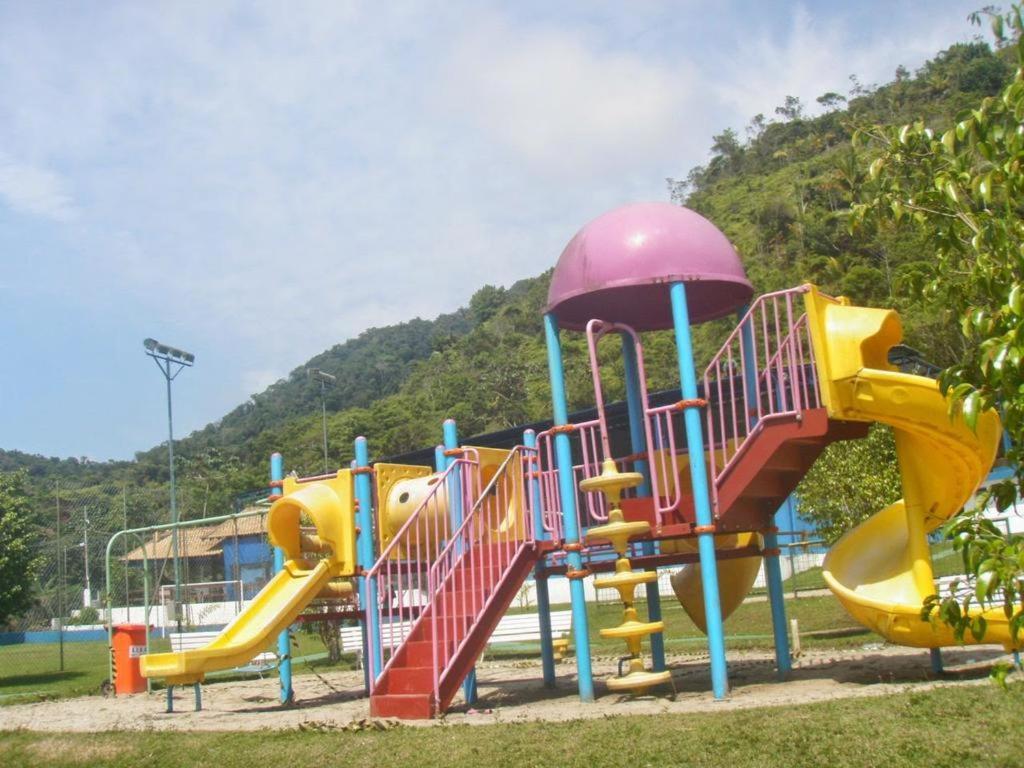Ubatuba Apto. Wembley Tênis Exterior foto